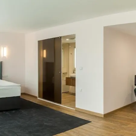 Hotel Amiral